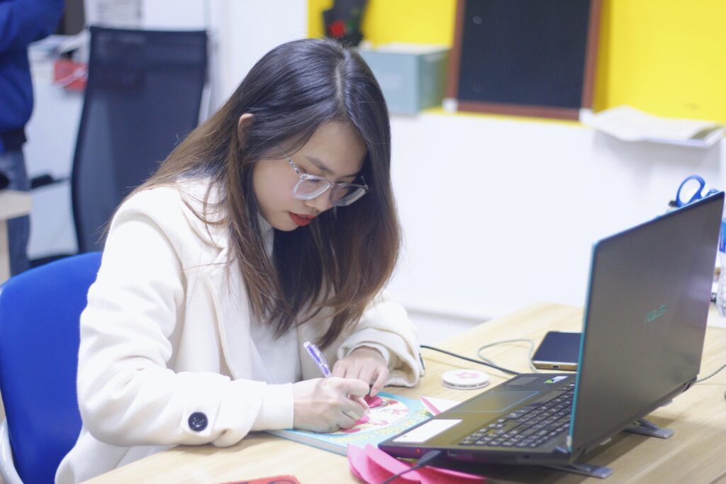 Chị Trần Hậu (chuyên viên Marketing) - Học viên tại Tiếng Trung Cầm Xu