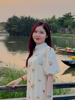 Cô Nguyễn Tuyết Ánh Quỳnh