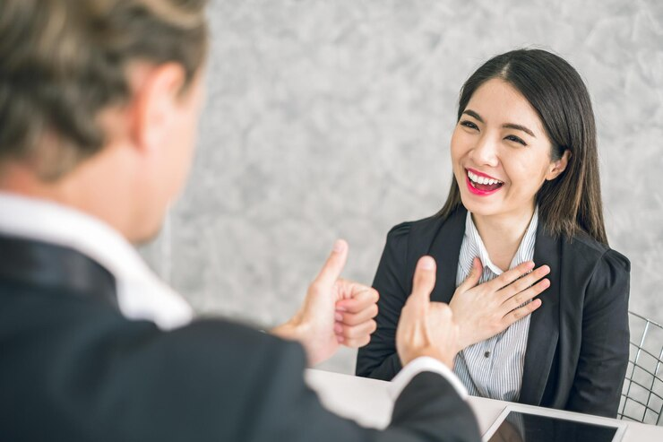 Giới thiệu bản thân đơn giản để bắt chuyện với người Trung Quốc